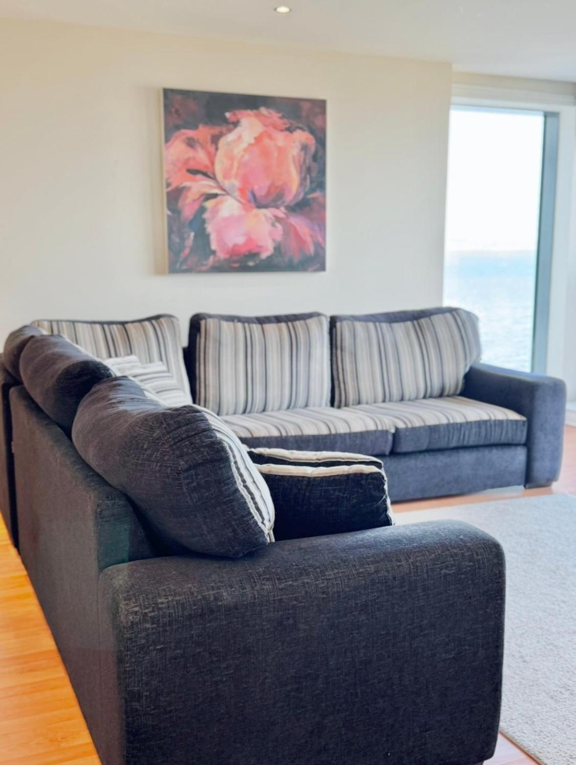 Modern Two Bedroom Apartments Edimburgo Exterior foto